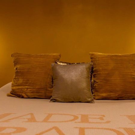 Arty Home In The Heart Of Lisbon , Baixa Chiado ภายนอก รูปภาพ